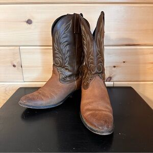 Laredo Women’s cowboy boots size 8.5